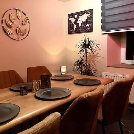 Chez Koulla Et Romu * デュルビュイ